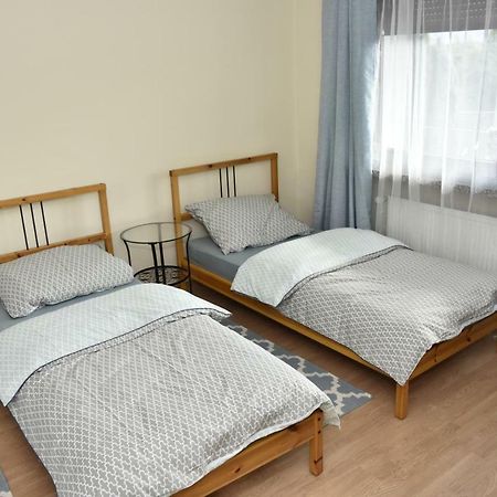 Apartament Bardzo Popularny 볼레스와비에츠 외부 사진