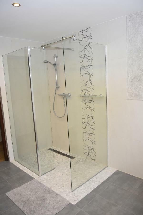 Apartament Bardzo Popularny 볼레스와비에츠 외부 사진
