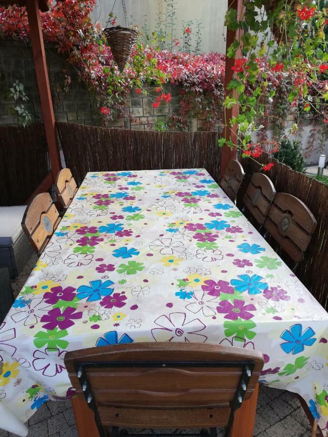 Apartament Bardzo Popularny 볼레스와비에츠 외부 사진