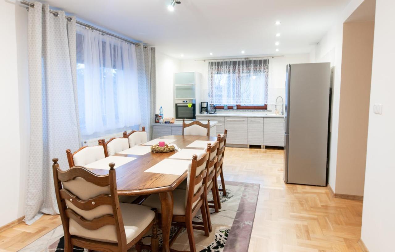Apartament Bardzo Popularny 볼레스와비에츠 외부 사진