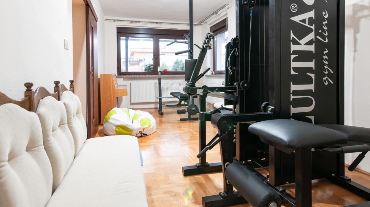Apartament Bardzo Popularny 볼레스와비에츠 외부 사진
